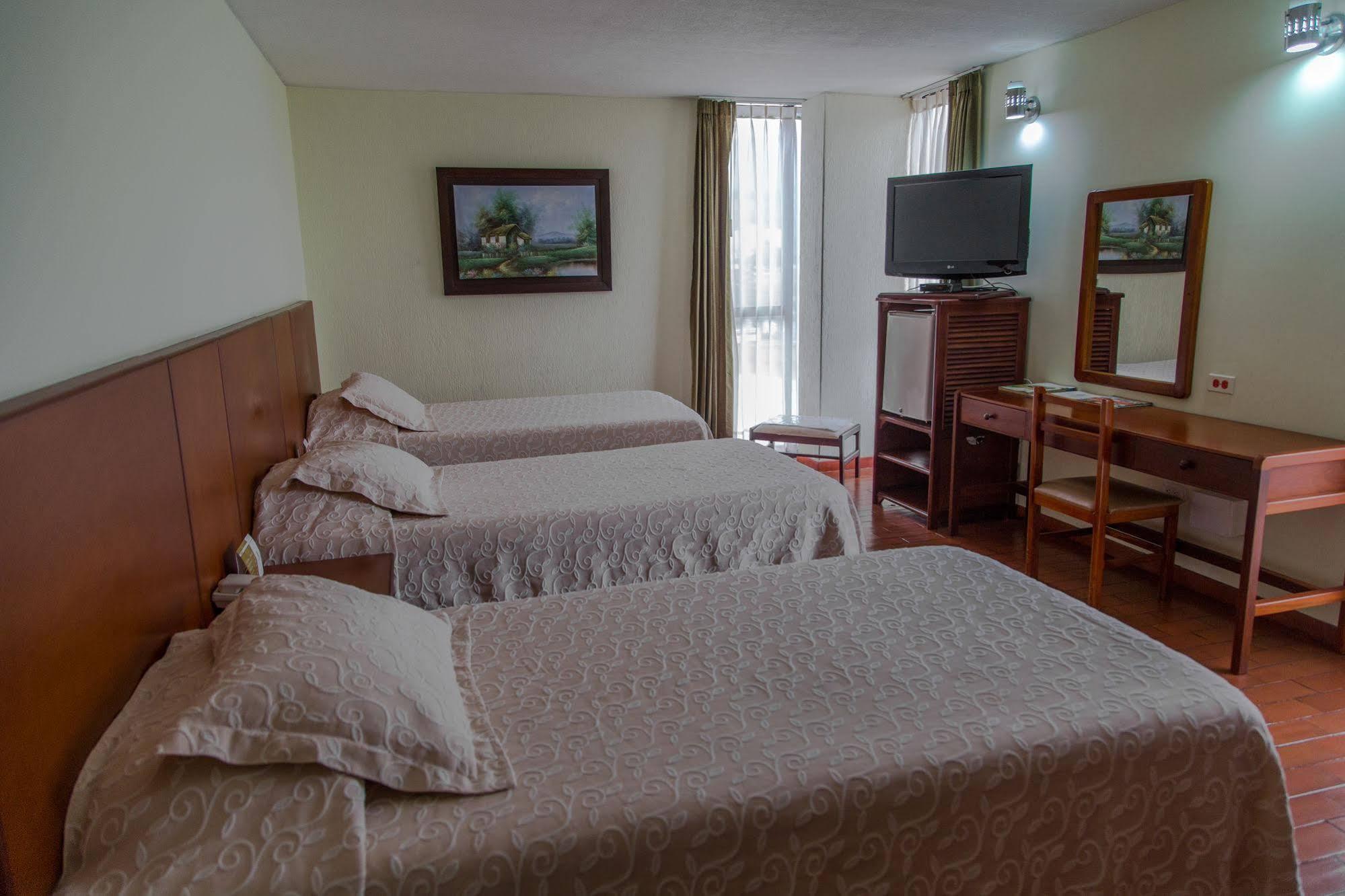 Hotel Don Lolo Villavicencio Exterior photo